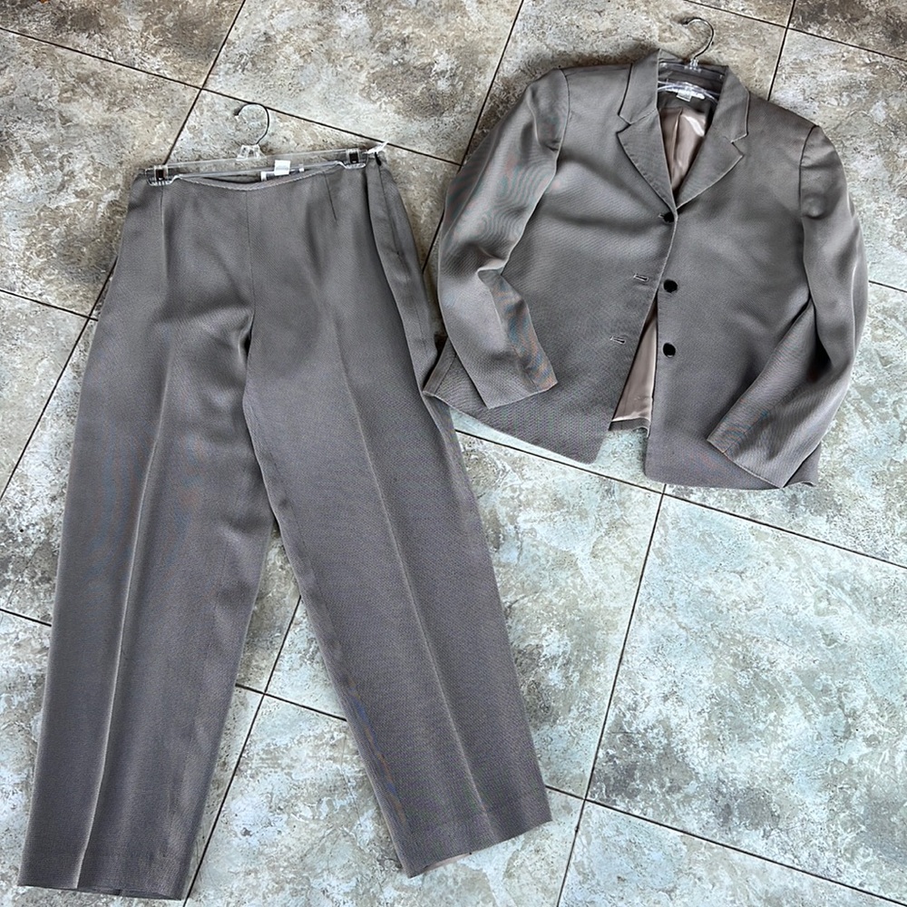 Vintage Patterned Pantsuit